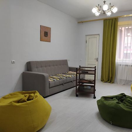Ners Guest House 기우므리 외부 사진