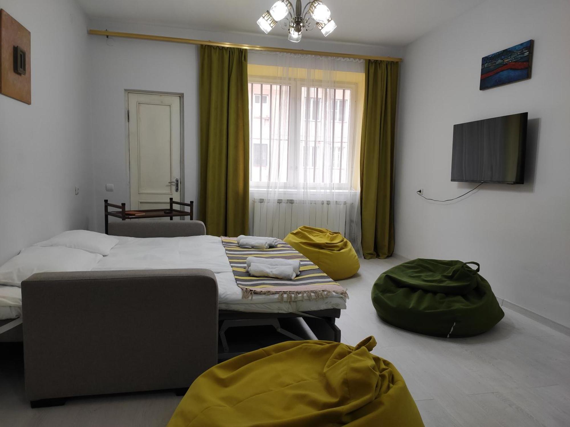 Ners Guest House 기우므리 외부 사진