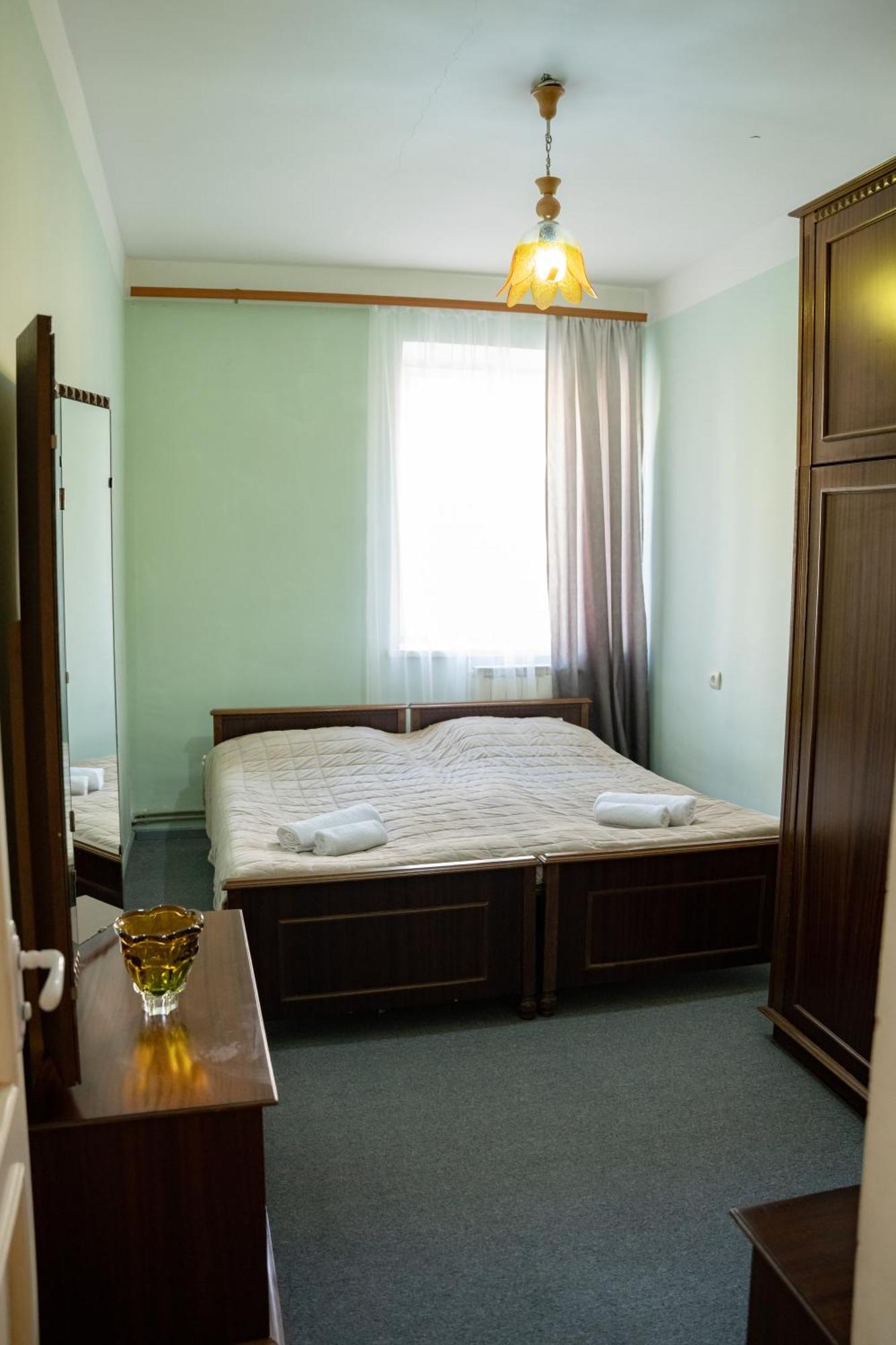Ners Guest House 기우므리 외부 사진